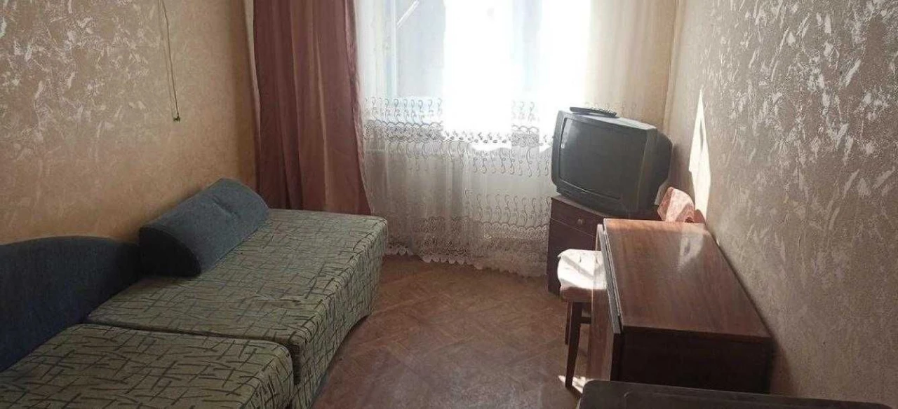Продам гостинку на Павловом Полі