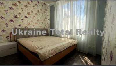 POZNYAKY! 3-room apartment with renovation! Urlivska Street 23