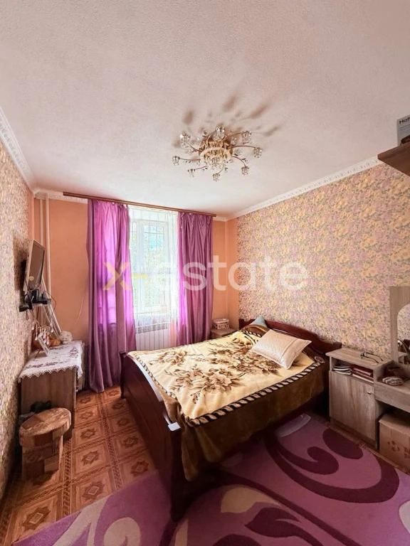 Sale of a two-room apartment, Vasylivsky street, residential area