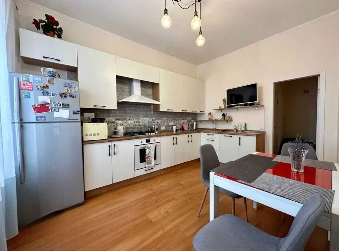 Продам 2 к. квартиру в ЖК Консоль, ул. Канатная,  парка обл.