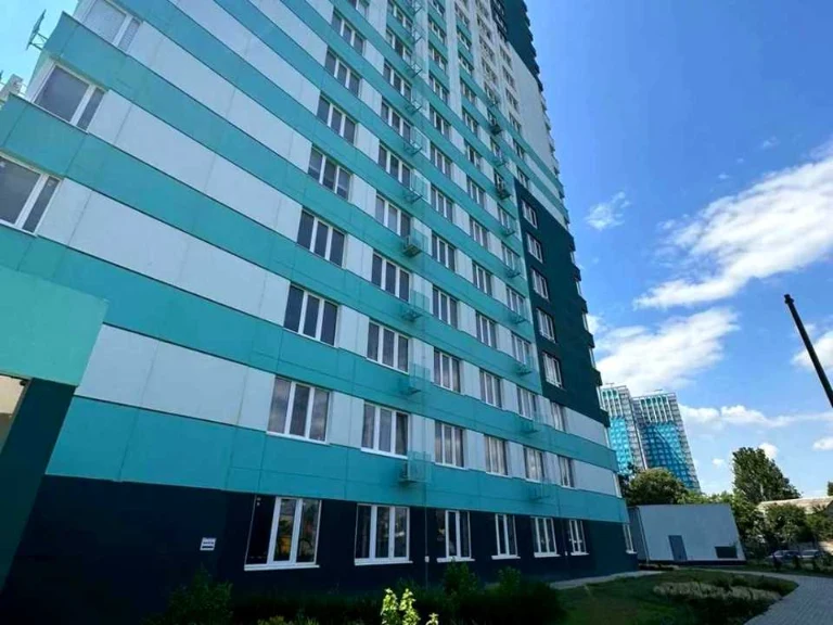 Квартира. Одеса, вулиця Жаботинського.