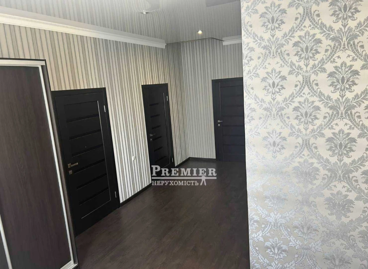 House for sale in the Golden Triangle with renovation.