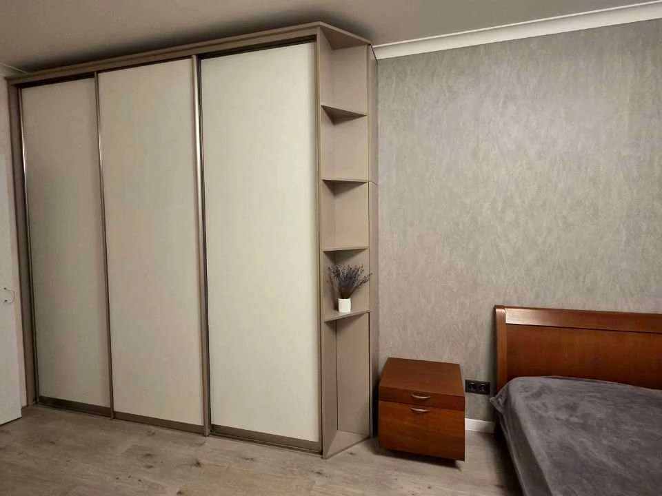Apartment. Dragomannova st., Kyiv