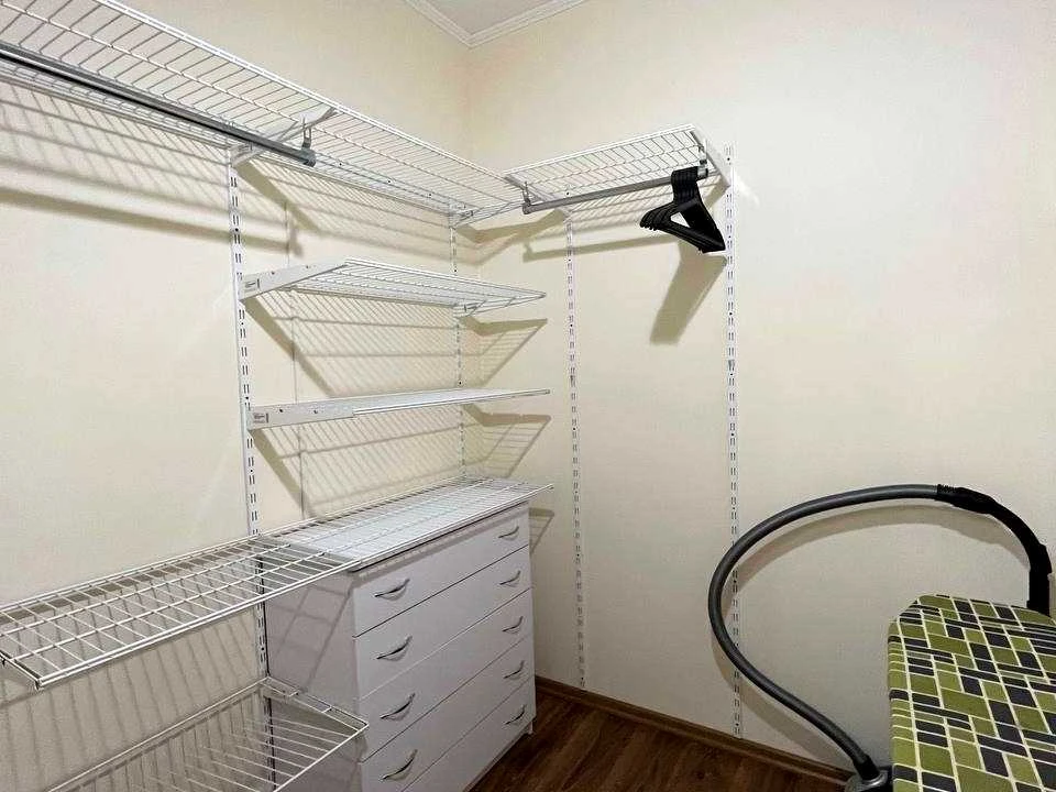 Apartment. Lubomir Guzara Prospect