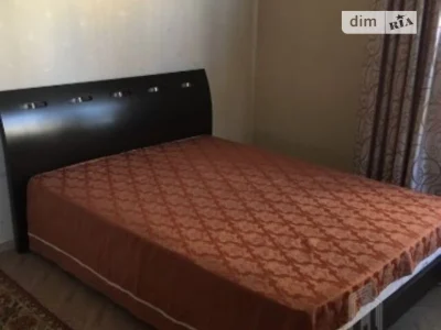 Продаж 2к квартири 70.2 кв. м на просп. Миколи Бажана 26 • I