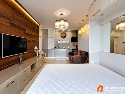 Apartment. Lavrska St, Pechersky District, Kyiv