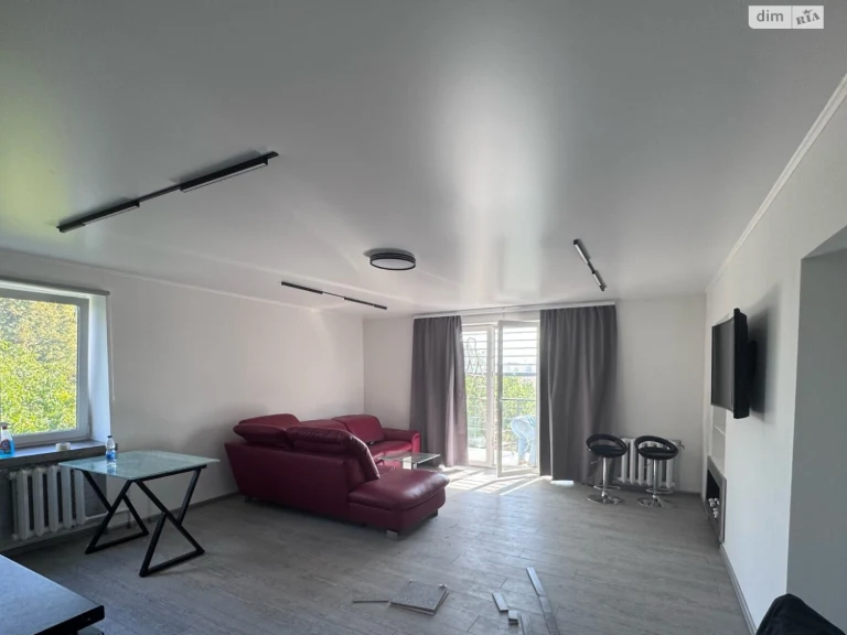Apartment for Sale: Center