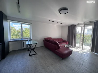 Apartment for Sale: Center
