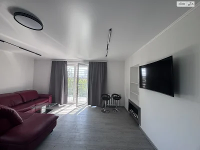 Apartment for Sale: Center