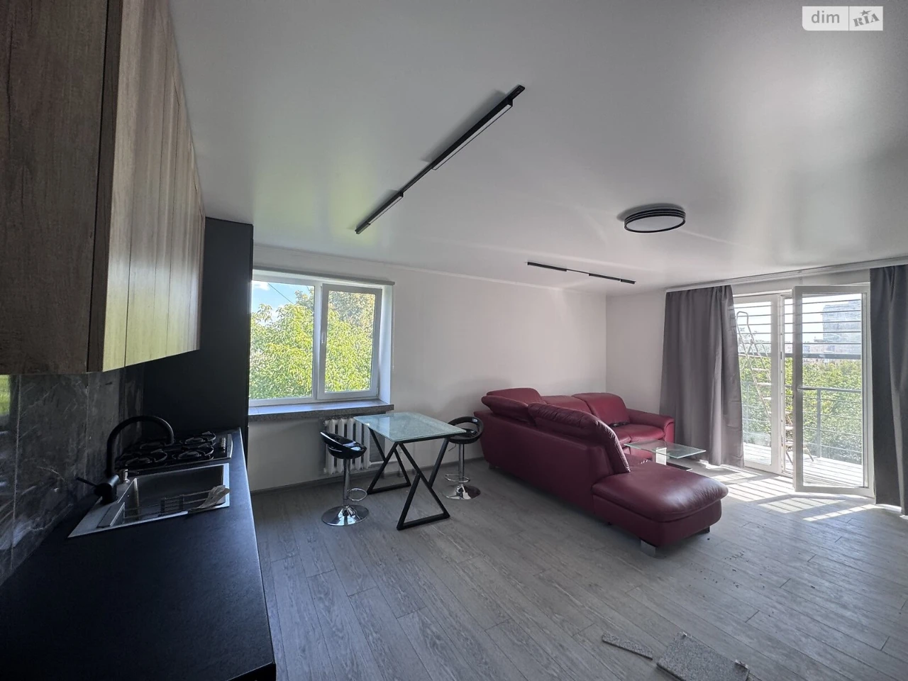 Apartment for Sale: Center