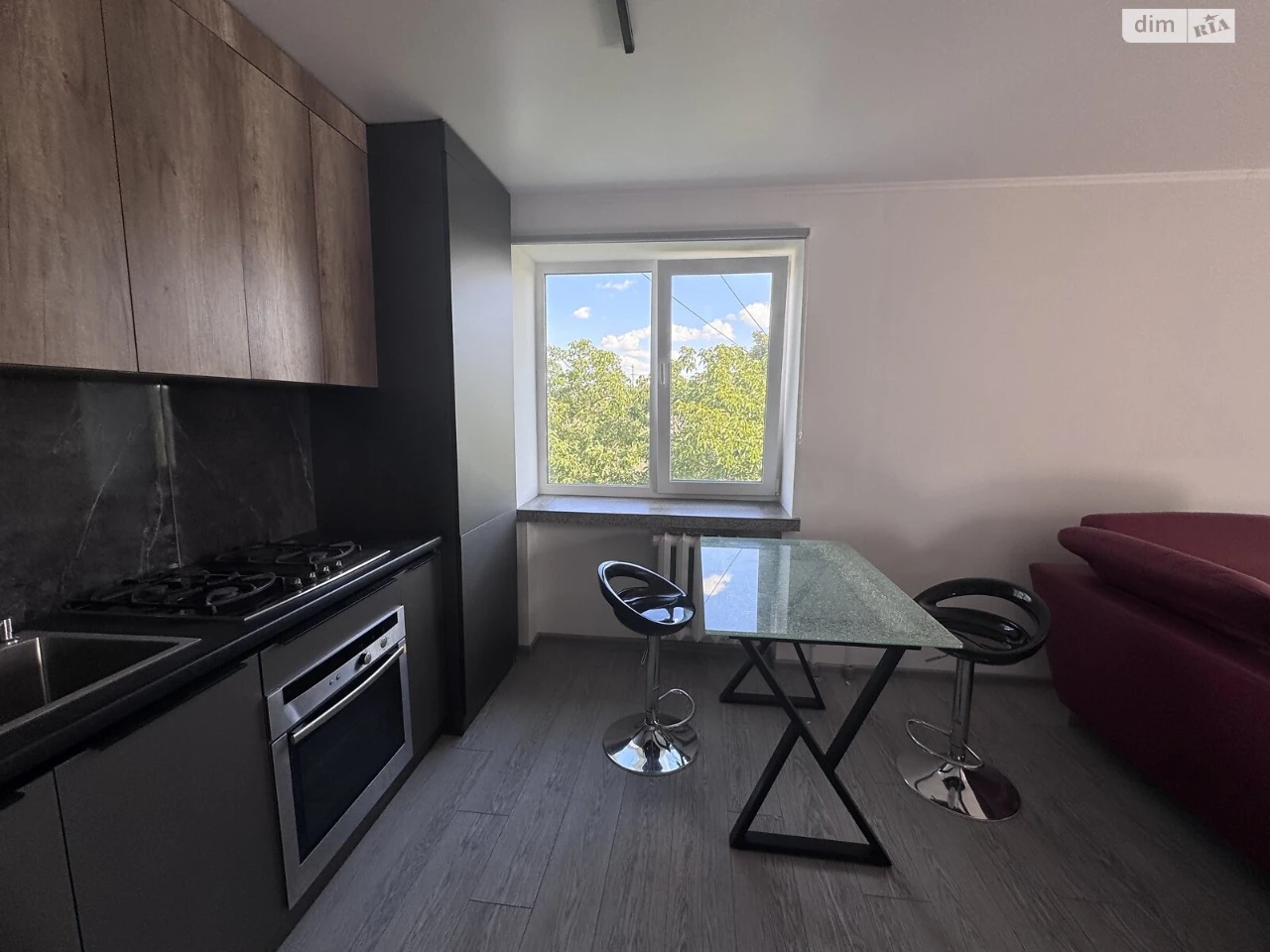 Apartment for Sale: Center