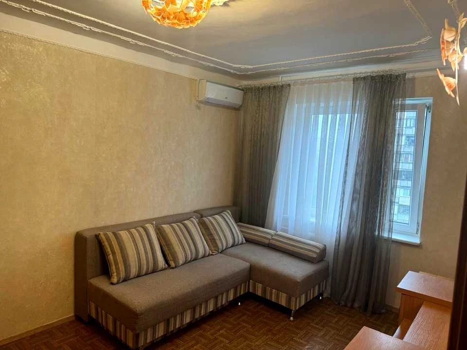 Квартира. Киев, Оболонский просп.