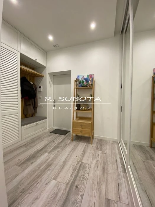 3. k. studio residential complex Panorama 92m2 Nagorka Novostroy Nebo park Shev