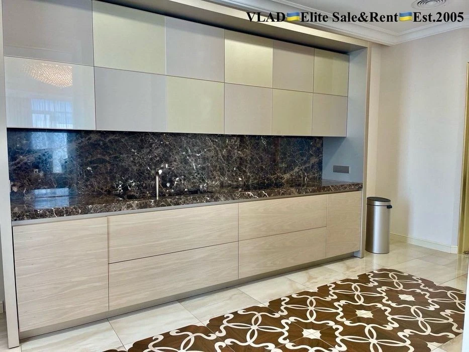 Mazepy 11b. Diamond Hill residential complex. 308 m2, Author. design! Type: Day