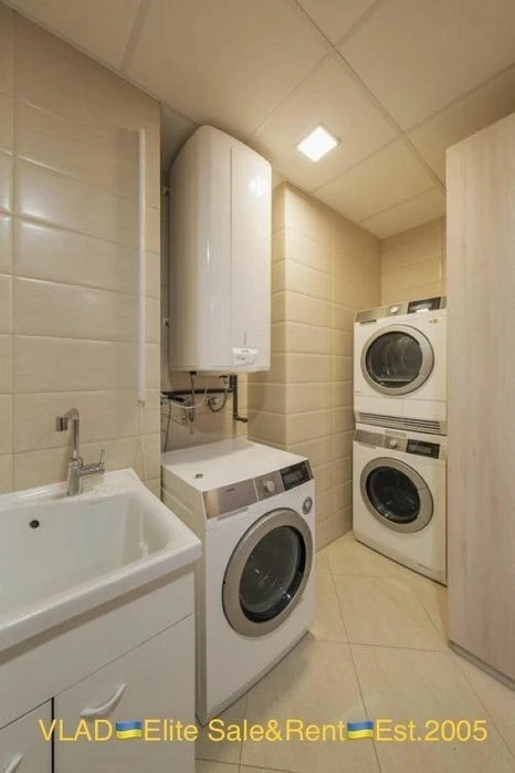 Mazepy 11b. Diamond Hill residential complex. 308 m2, Author. design! Type: Day