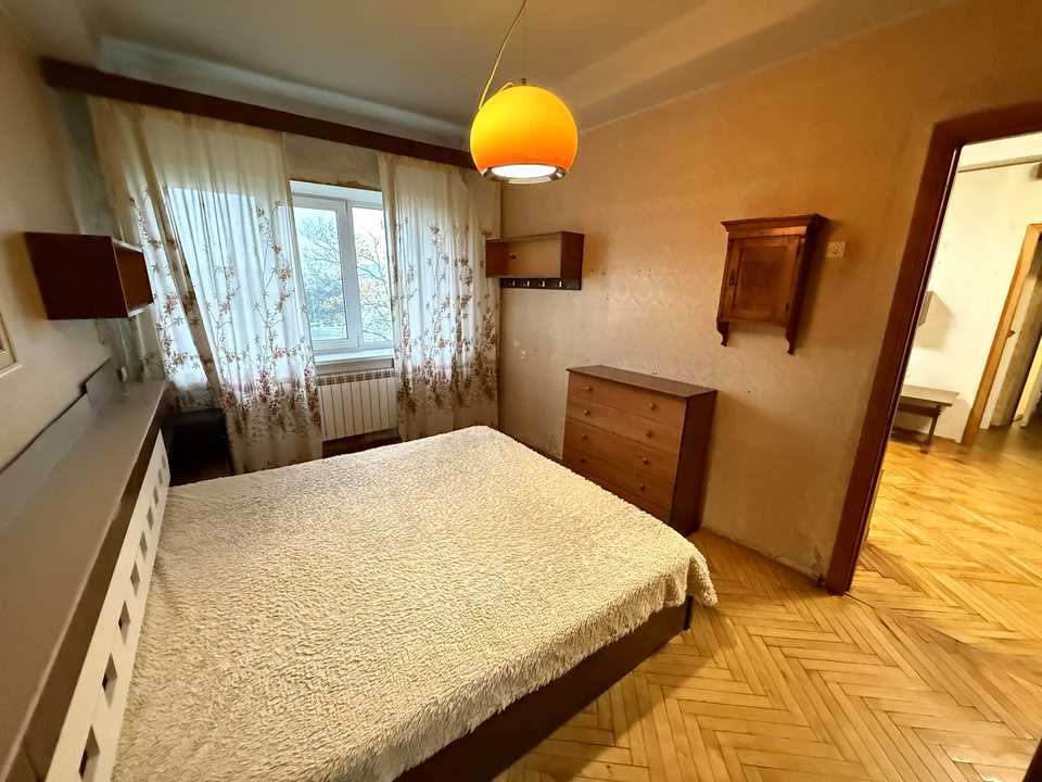 Apartment. Leonid Kadenyuk Street.
