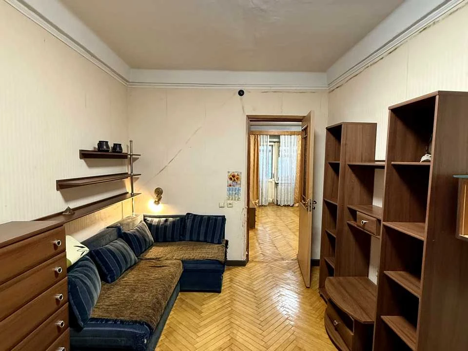 Apartment. Leonid Kadenyuk Street.