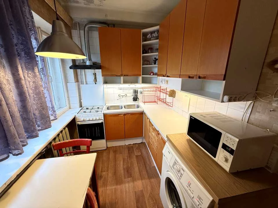 Apartment. Leonid Kadenyuk Street.