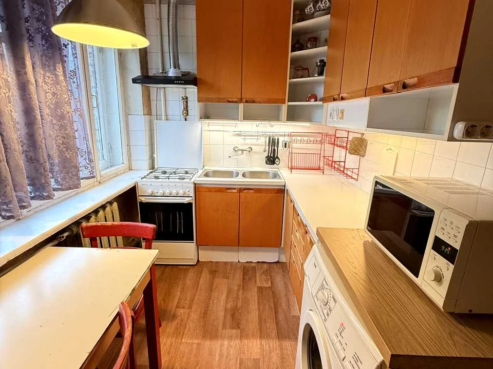 Apartment. Leonid Kadenyuk Street.