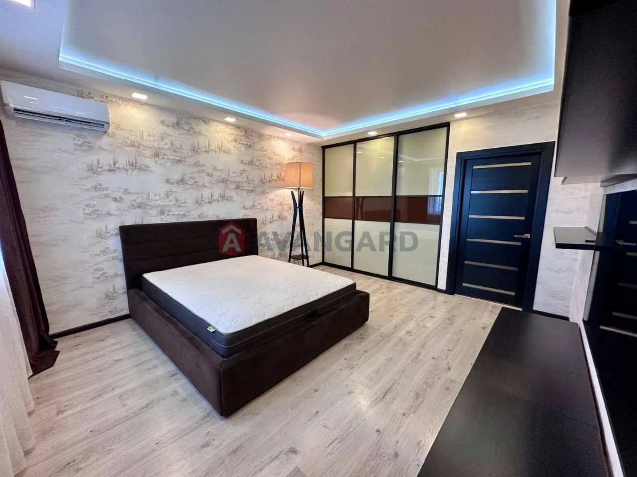 For Sale: 1-Bedroom Apartment in the "Happy" Residence