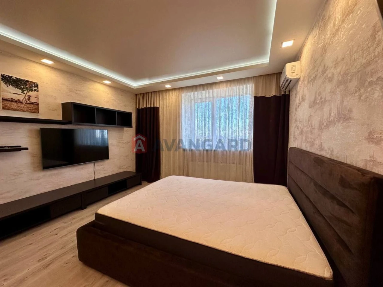 For Sale: 1-Bedroom Apartment in the "Happy" Residence