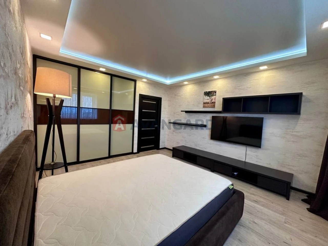 For Sale: 1-Bedroom Apartment in the "Happy" Residence