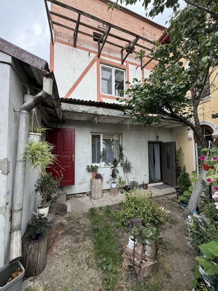 ПРОДАЖ будинку у Львові в районі вулиці Новознесеньська