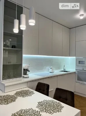 Seller's Listing: House for Sale, 5 minutes from the City Lake
