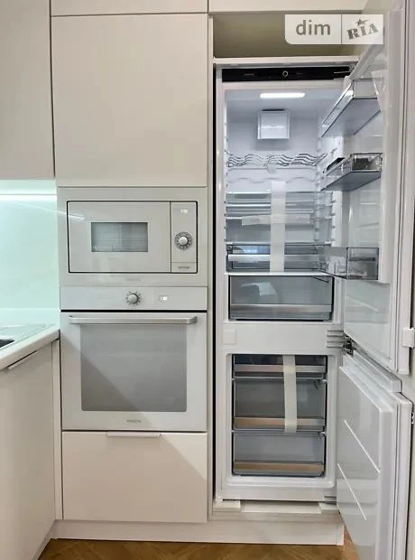Seller's Listing: House for Sale, 5 minutes from the City Lake