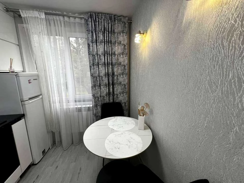 Apartment. Житомир, Шкільний пров.