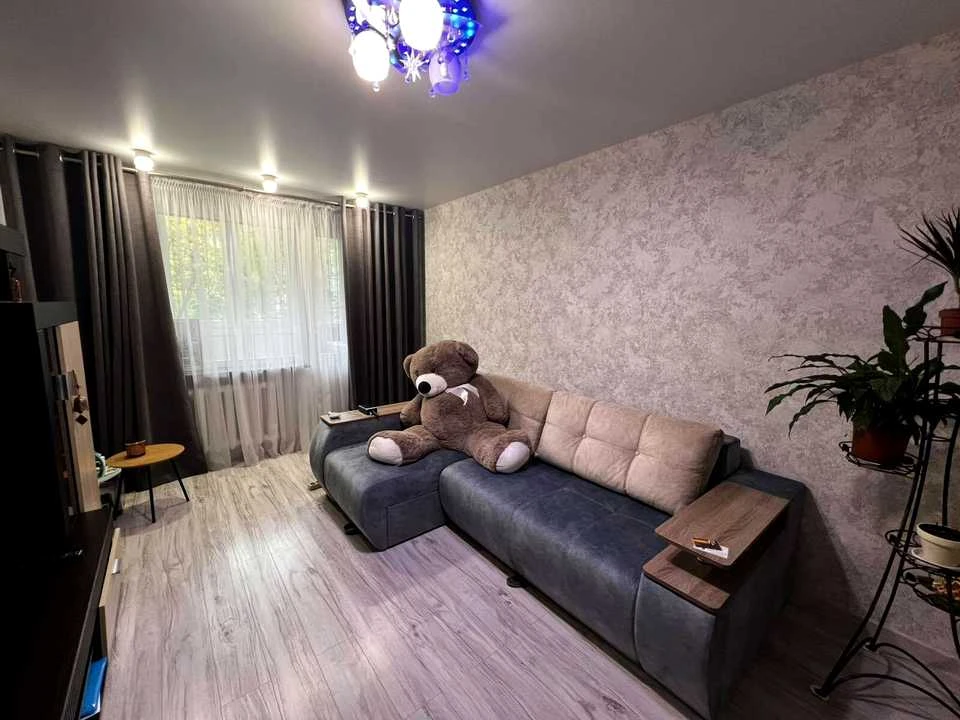 Apartment. Житомир, Шкільний пров.