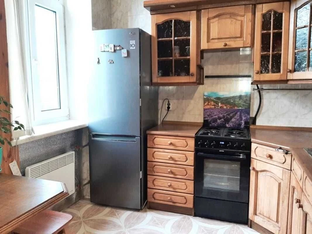 Sale of a 3-room apartment, Holosiiv district, Prospect N