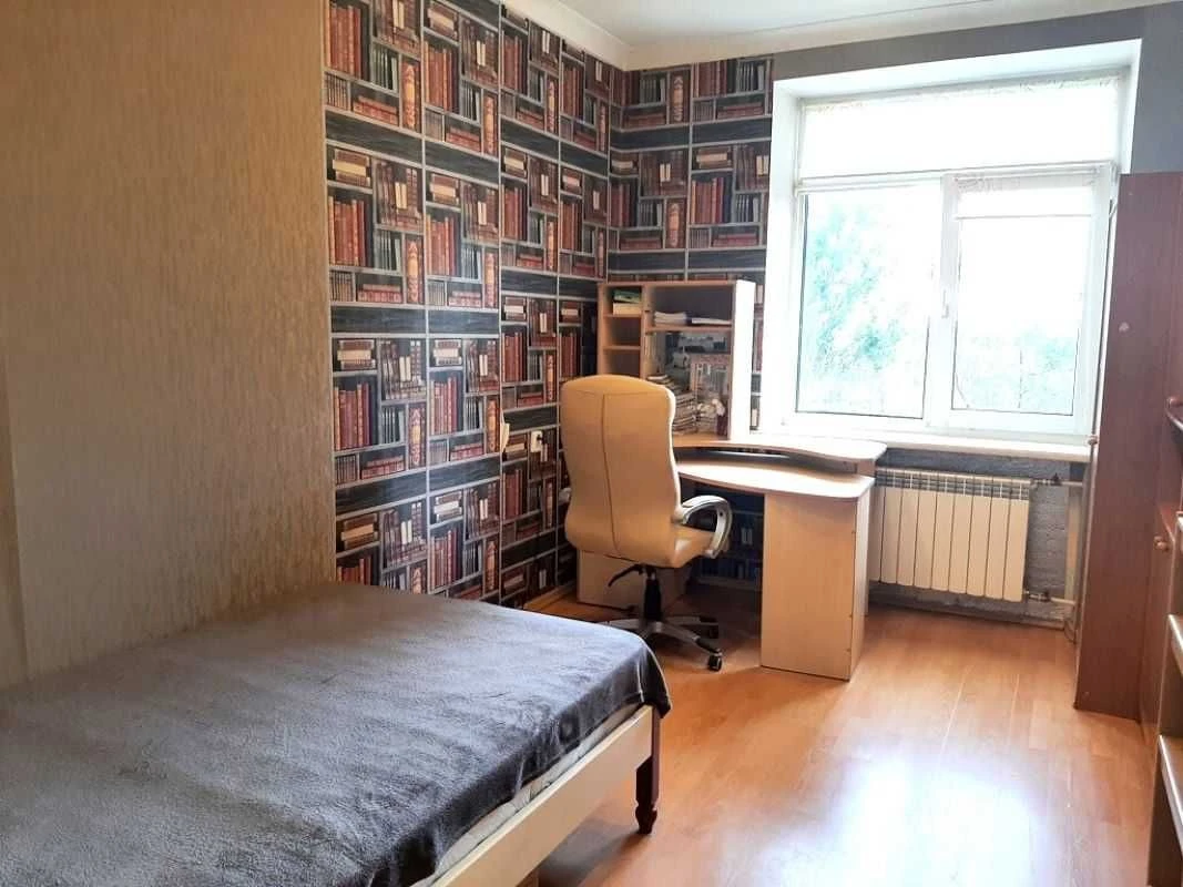 Sale of a 3-room apartment, Holosiiv district, Prospect N