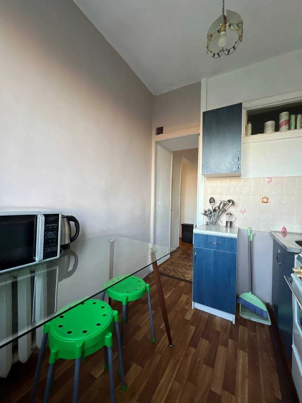 For Sale: 3-room apartment, Robotse Street, Lesya Ukrainka, Center