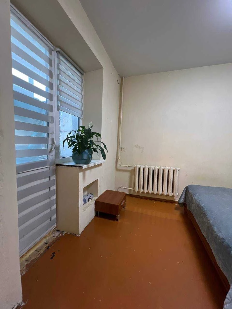 For Sale: 3-room apartment, Robotse Street, Lesya Ukrainka, Center