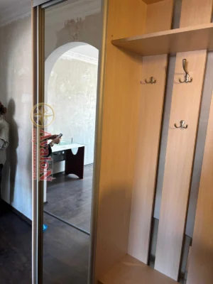 Продажа 3-комнатной квартиры в газовом доме на ул. Семена