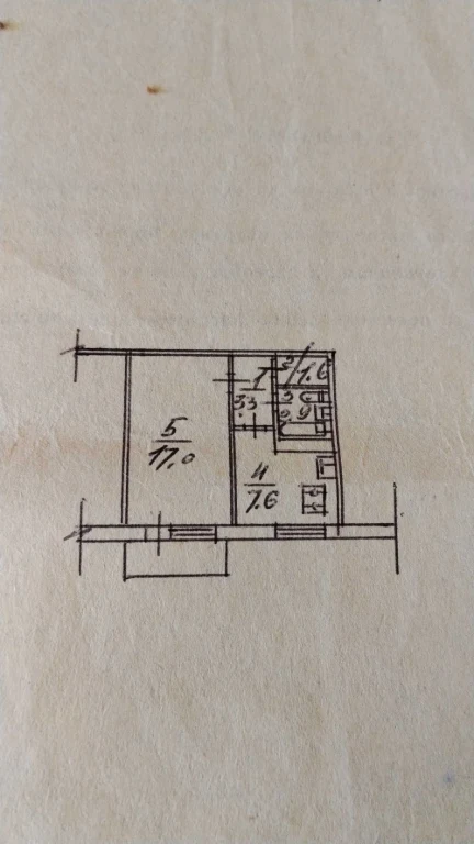 For sale, a fully functional one-bedroom apartment. Ready for living.