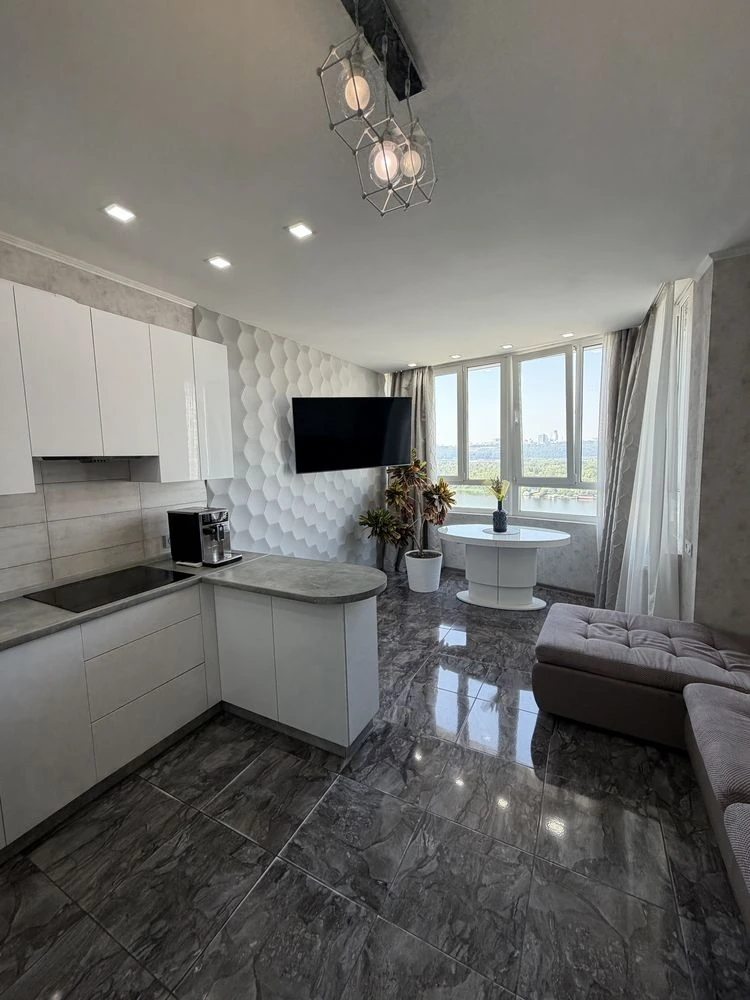 FOR SALE, PANORAMIC 2-bedroom apartment, Left Bank