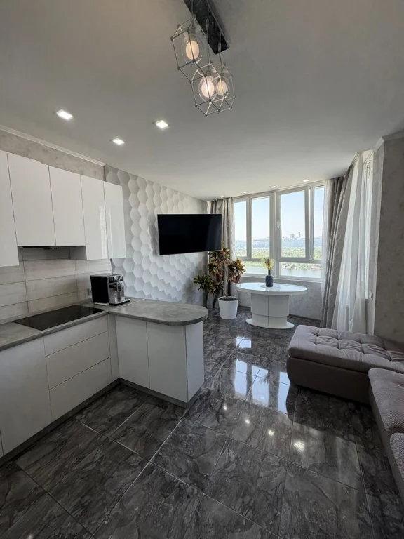 FOR SALE, PANORAMIC 2-bedroom apartment, Left Bank