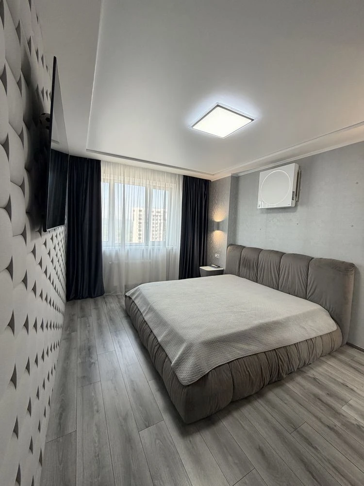 FOR SALE, PANORAMIC 2-bedroom apartment, Left Bank
