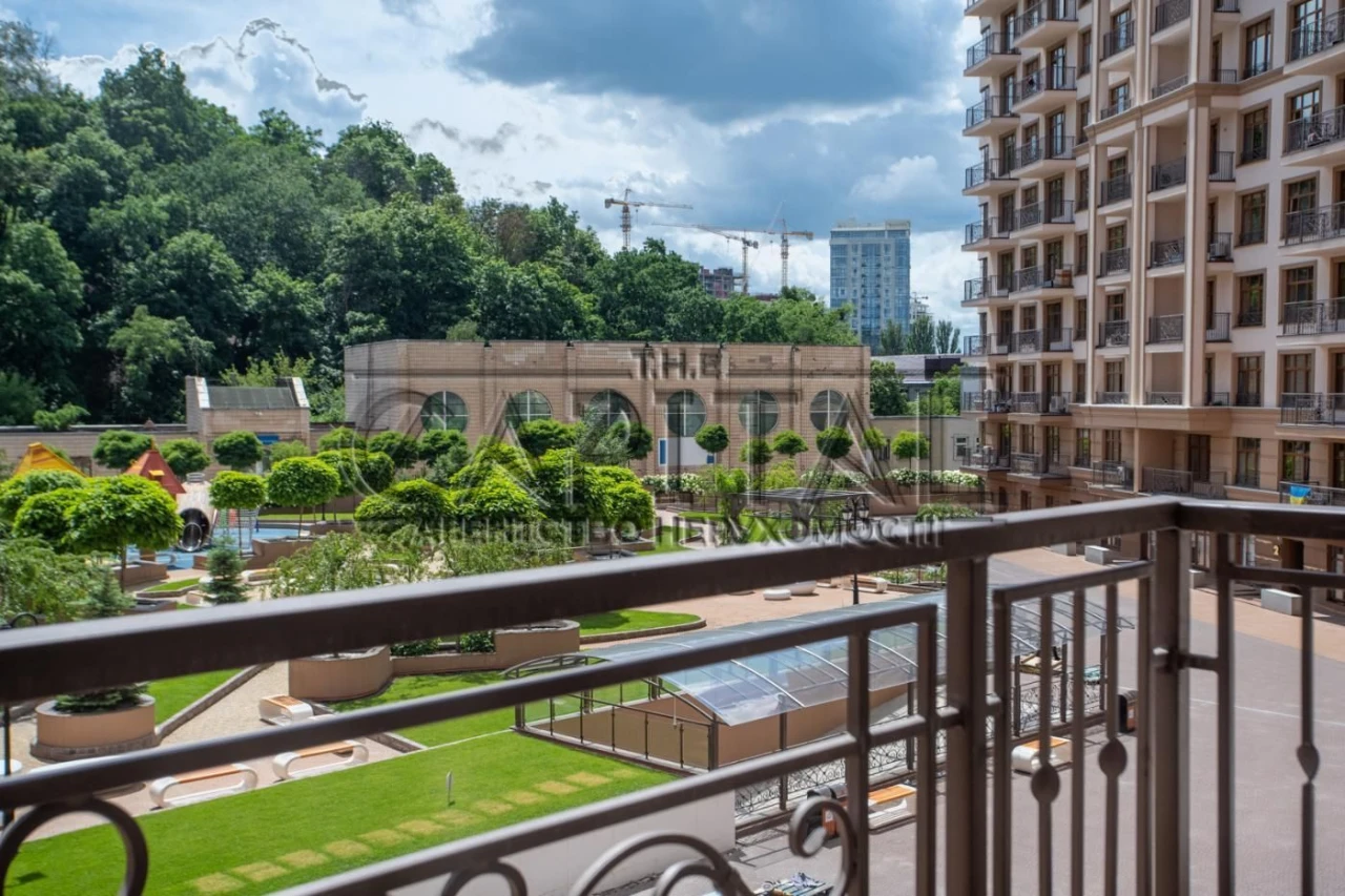 Продаж Квартира вул. Михайла Бойчука 19-А Печерський ЖК 52 П