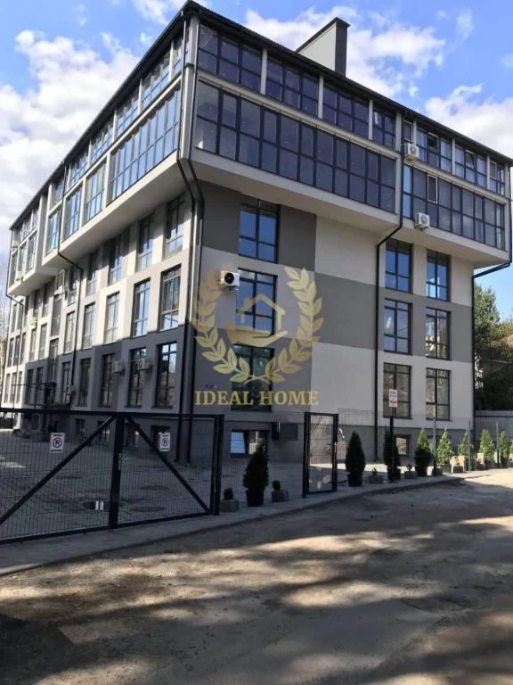 Продається 1-кімнатна квартира в Деснянському районі ( метро
