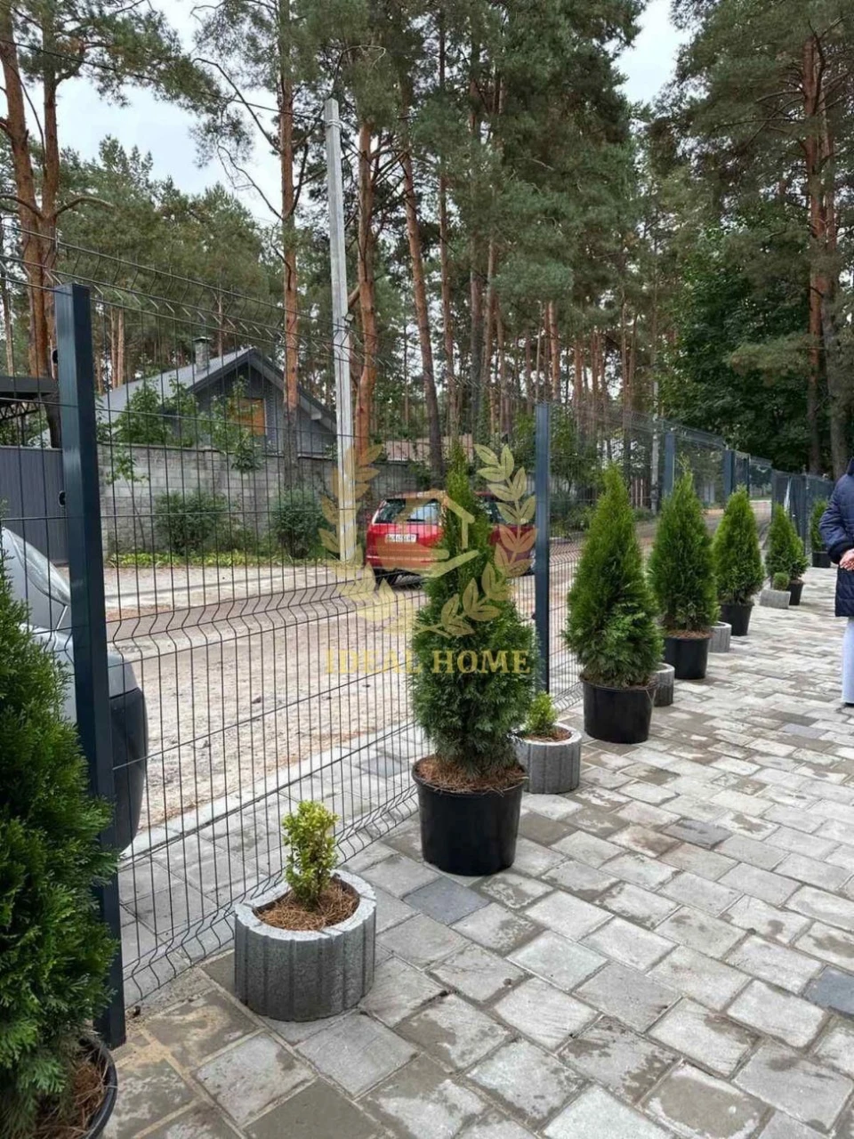 Продається 1-кімнатна квартира в Деснянському районі ( метро