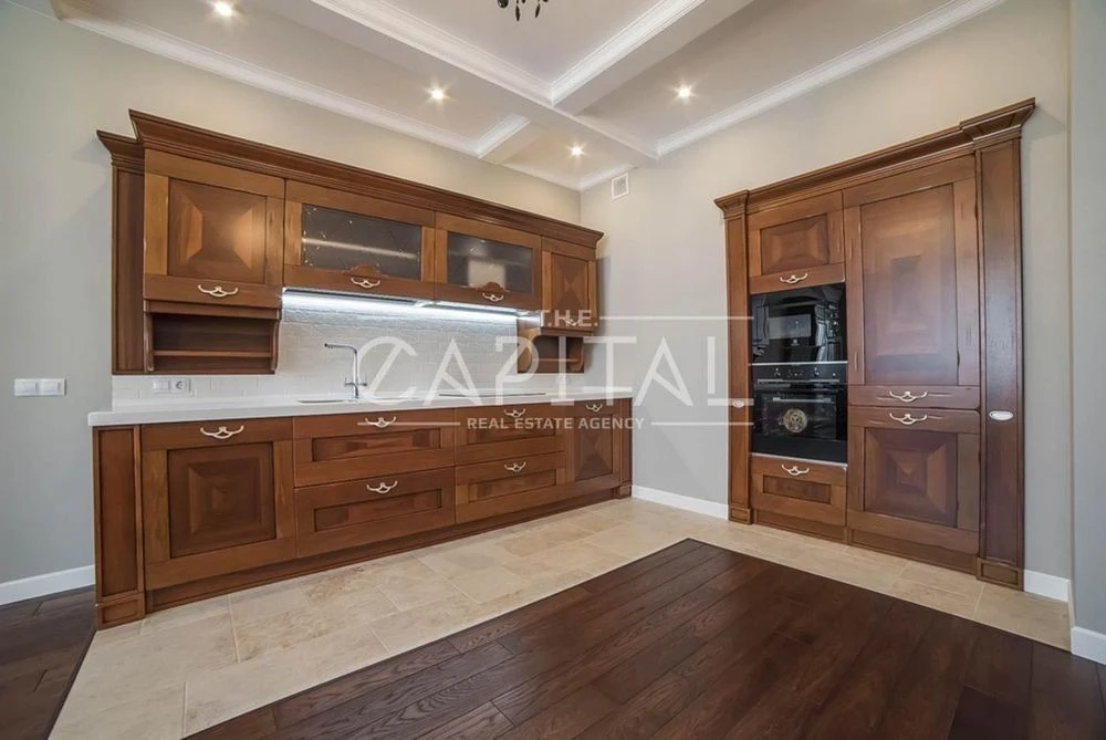 NEW 3-room apartment for sale in the clubhouse of the Novopecherskie Lypky Drago residential complex