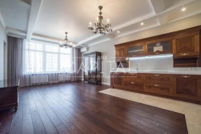 NEW 3-room apartment for sale in the clubhouse of the Novopecherskie Lypky Drago residential complex