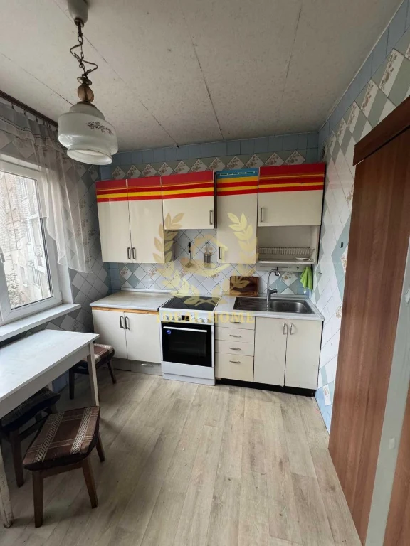 Продаж 3-кімн квартири біля метро Теремки, вул. Академіка За