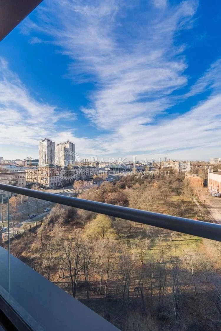 продажа 2-комнатной квартиры, проспект Берестейский, 42А, Crystal Park