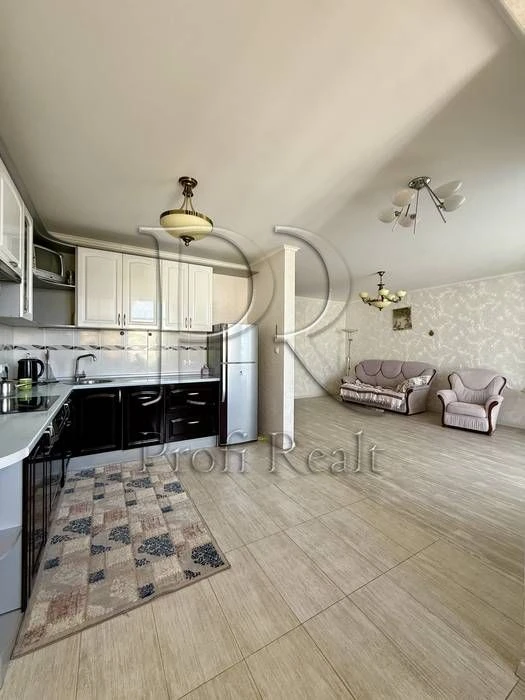 Без %. Продажа: 3 к.кв. , 102 м2., 7-этаж ЖК Лико-Град, ул.