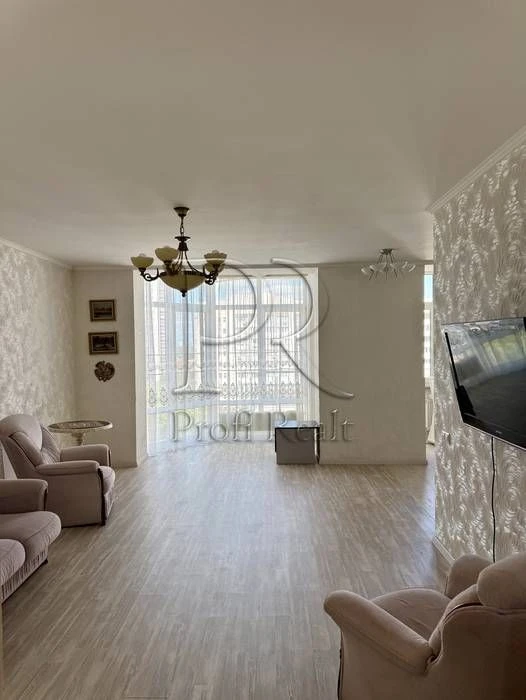 Без %. Продажа: 3 к.кв. , 102 м2., 7-этаж ЖК Лико-Град, ул.