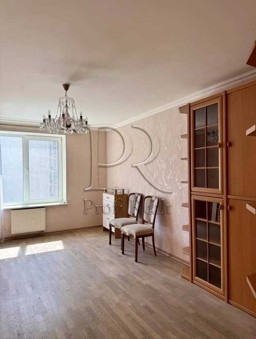 Без %. Продажа: 3 к.кв. , 102 м2., 7-этаж ЖК Лико-Град, ул.